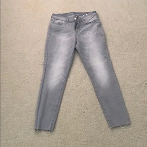 Grey skinny jeans